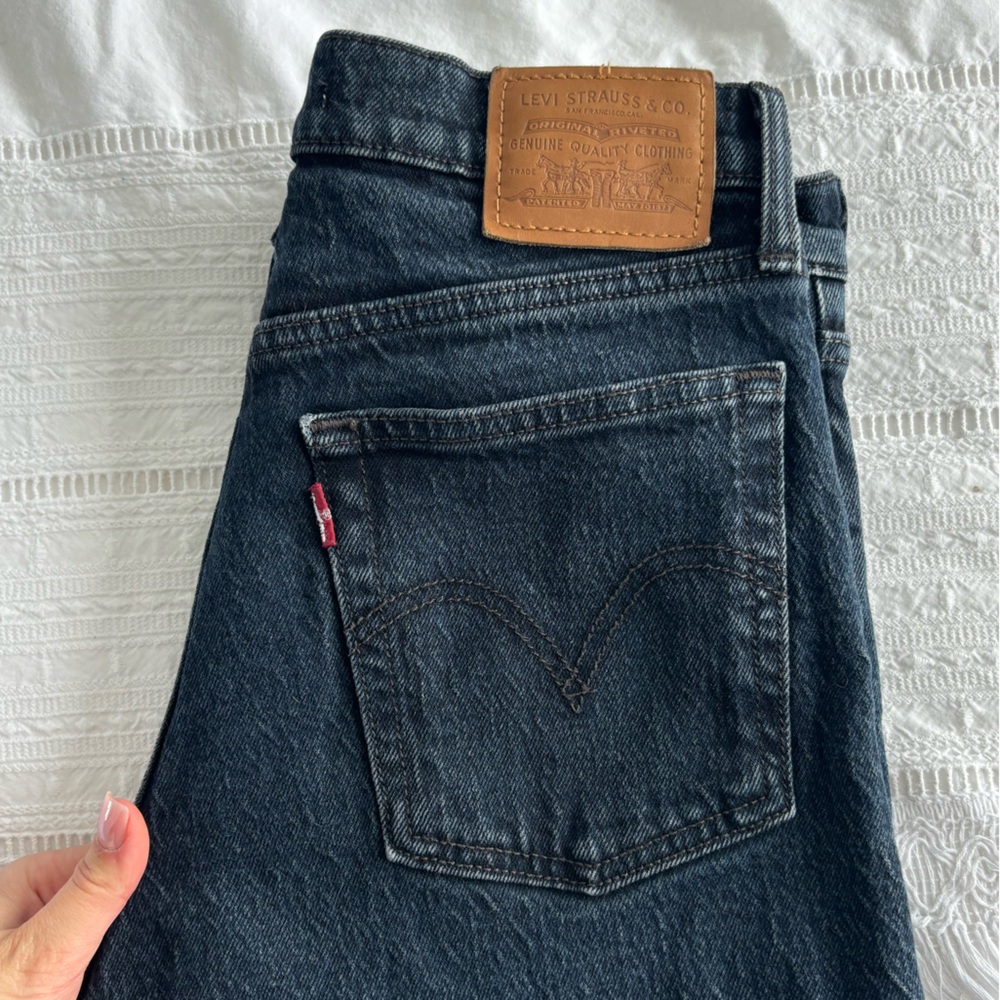 Levi’s Wedgie Dark Wash Jeans
